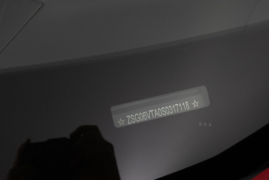 Used 2025 Ferrari Purosangue image 30