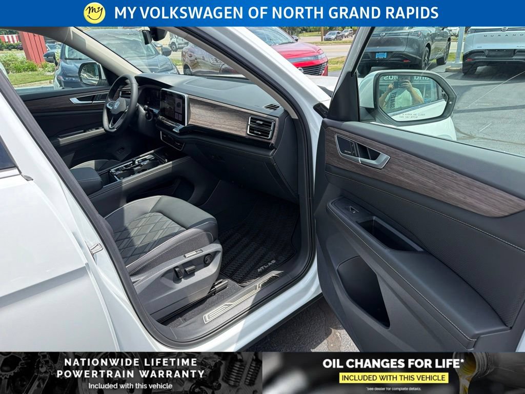 New 2026 Volkswagen Atlas SEL Premium R-Line AWD/4WD image 26