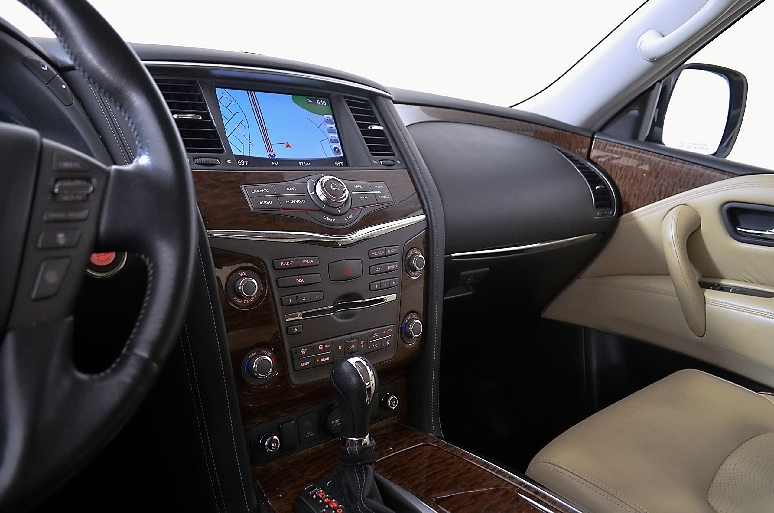 Used 2020 Nissan Armada Platinum w/ Captain's Chairs Package AWD/4WD image 34