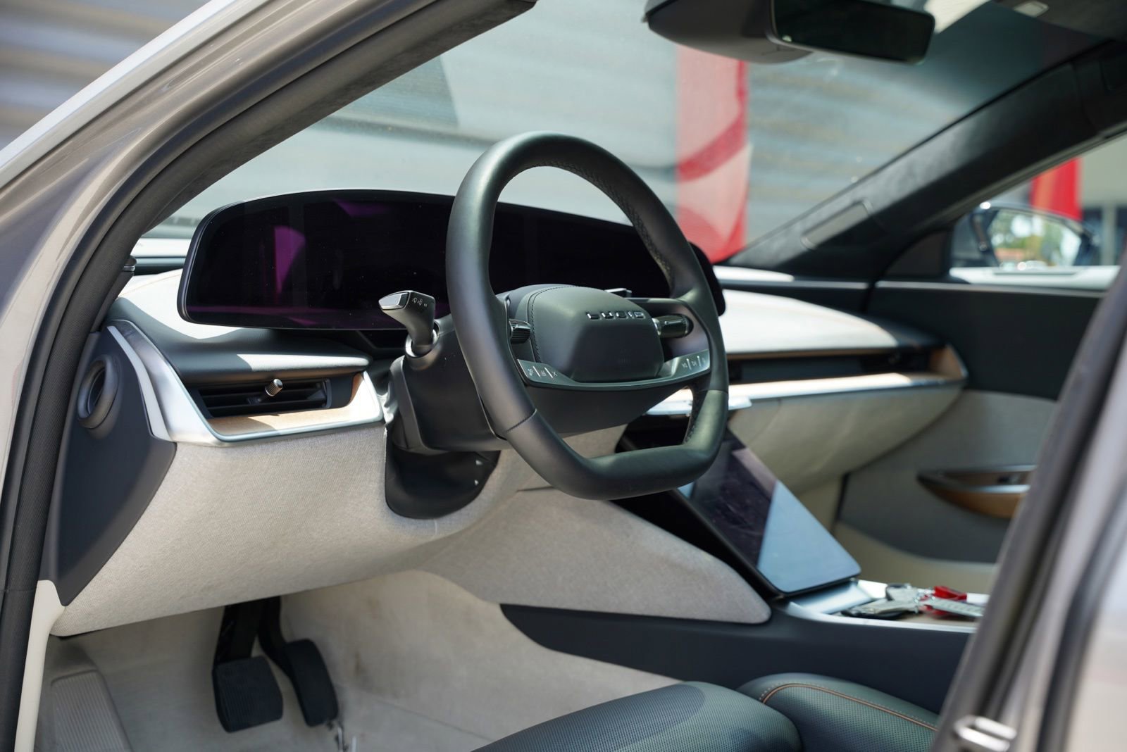 Used 2024 Lucid Air Touring AWD/4WD image 12