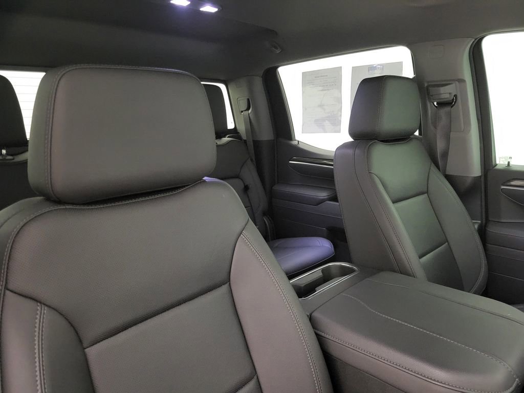 Used 2025 Chevrolet Silverado 1500 LTZ image 45