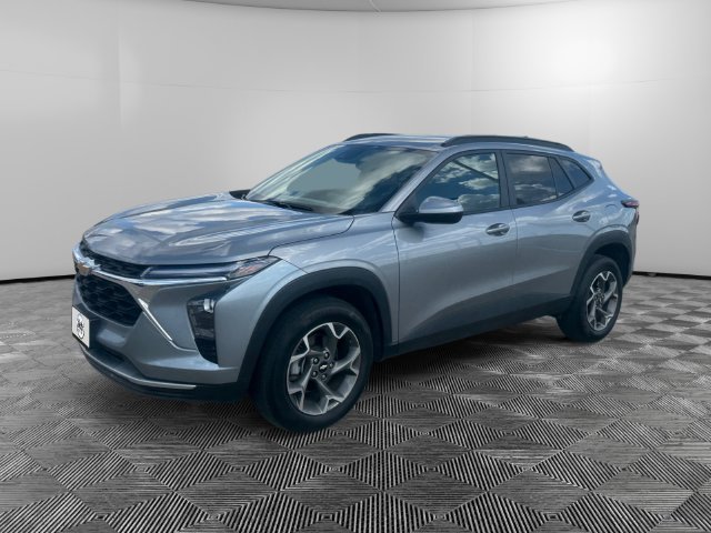 Used 2025 Chevrolet Trax LT w/ LT Convenience Package