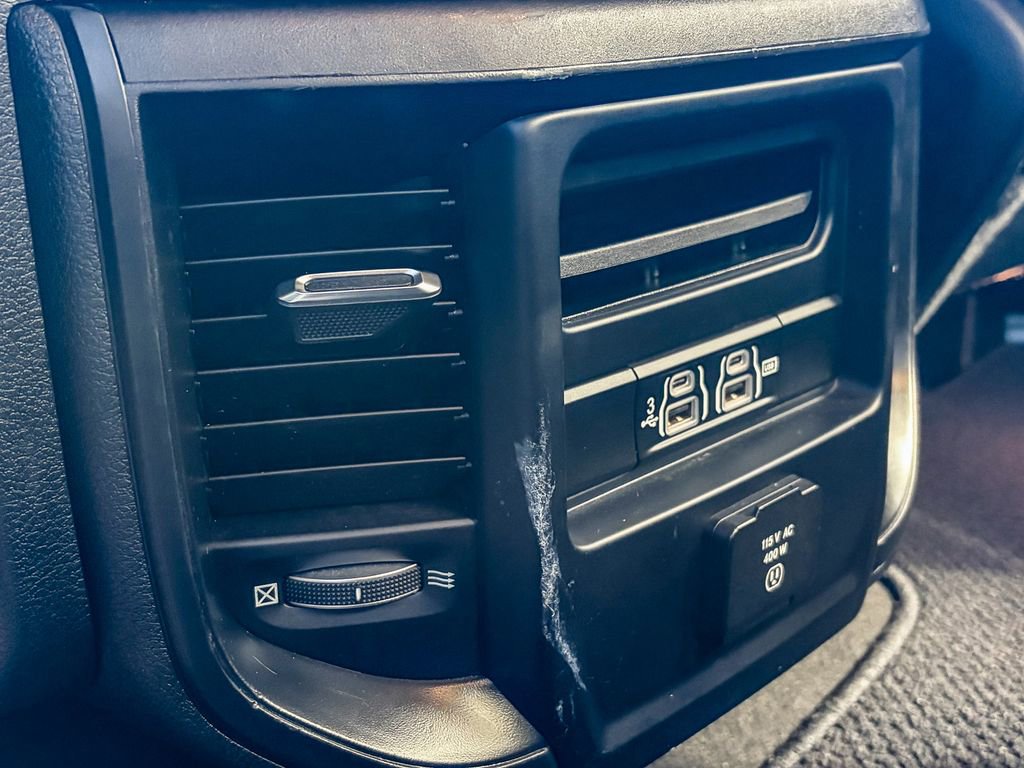 Used 2020 RAM 1500 Laramie w/ Off Road Group AWD/4WD image 25