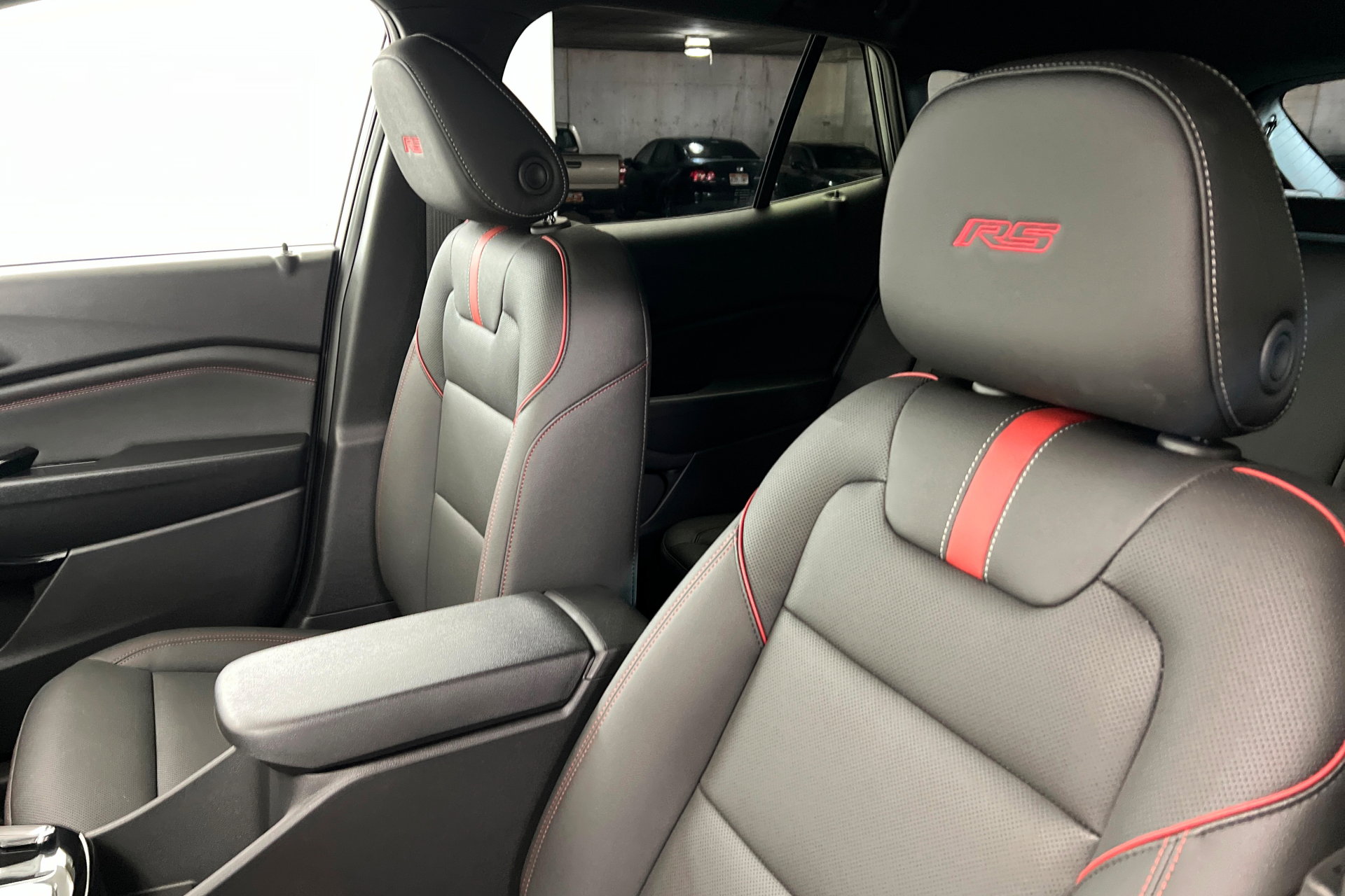 New 2026 Chevrolet Trax RS w/ Sunroof Package image 17