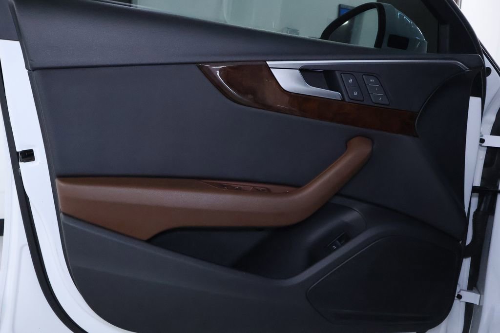 Used 2019 Audi A4 2.0T Premium w/ Convenience Package image 13