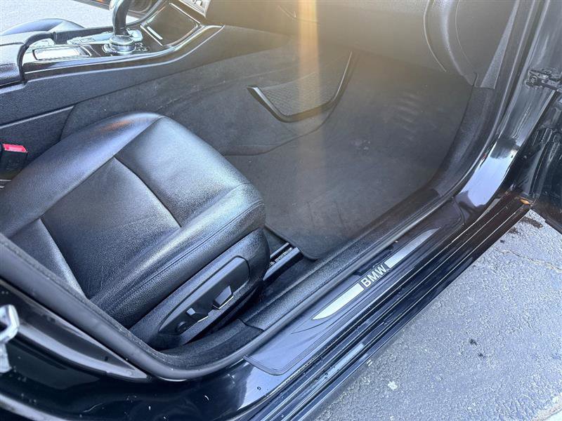 Used 2016 BMW 528i Sedan image 19