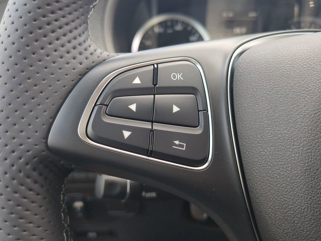 Certified 2023 Mercedes-Benz Metris Passenger image 12