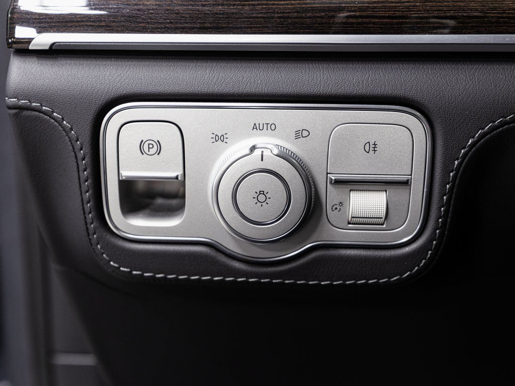 Certified 2024 Mercedes-Benz GLS 63 AMG 4MATIC image 10