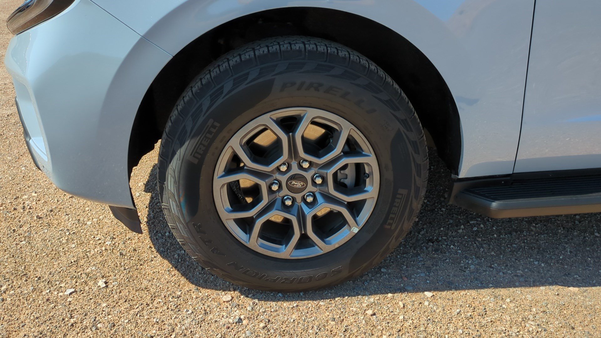 Used 2025 Ford Expedition Active AWD/4WD image 13
