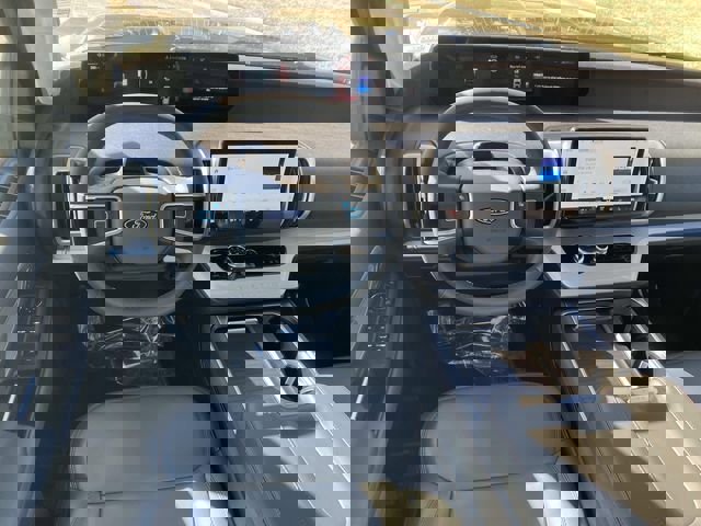 Certified 2025 Ford Expedition Active image 16