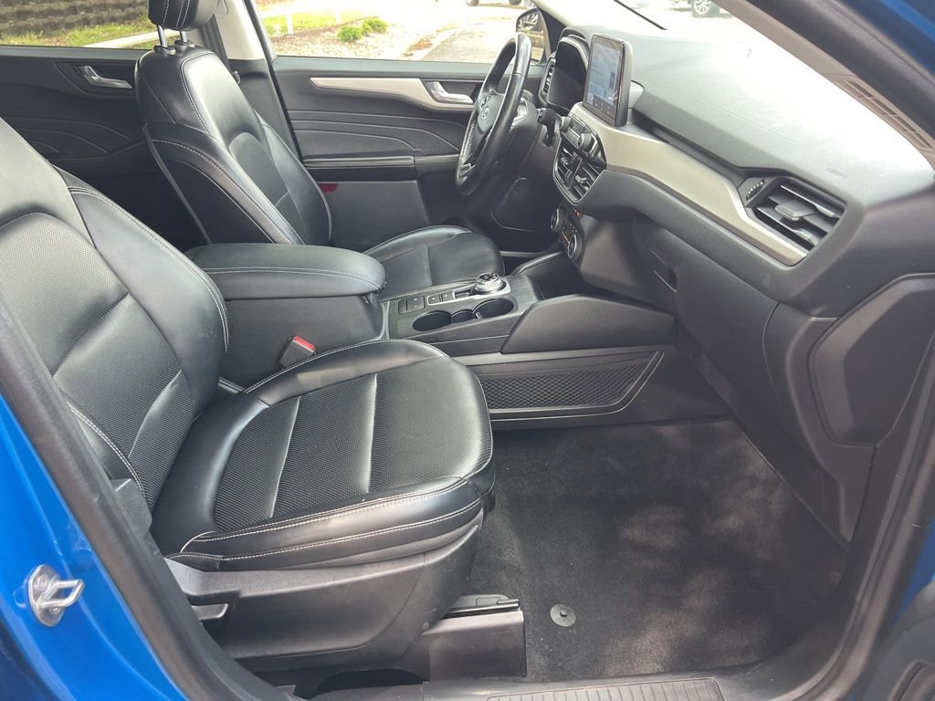 Used 2021 Ford Escape SEL image 13