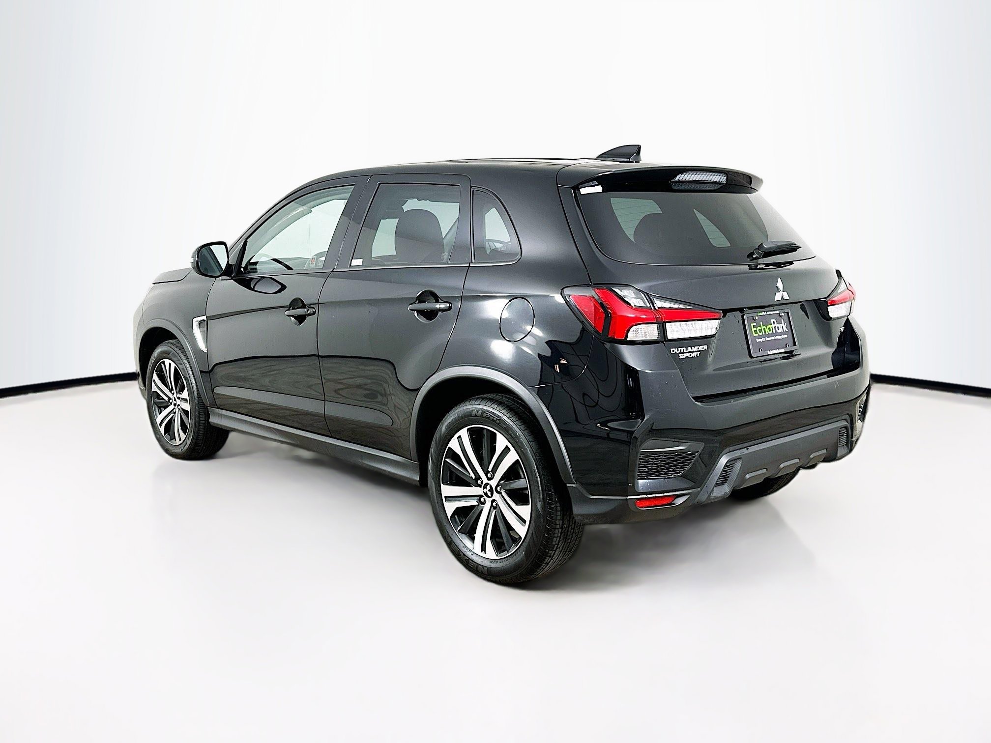 Used 2025 Mitsubishi Outlander Sport SE image 5