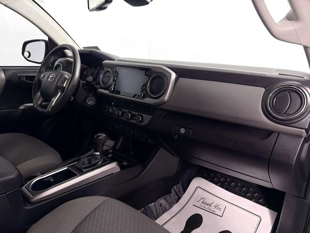 Used 2020 Toyota Tacoma TRD Sport AWD/4WD image 28
