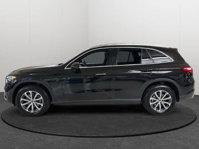 Certified 2026 Mercedes-Benz GLC 300 4MATIC image 3