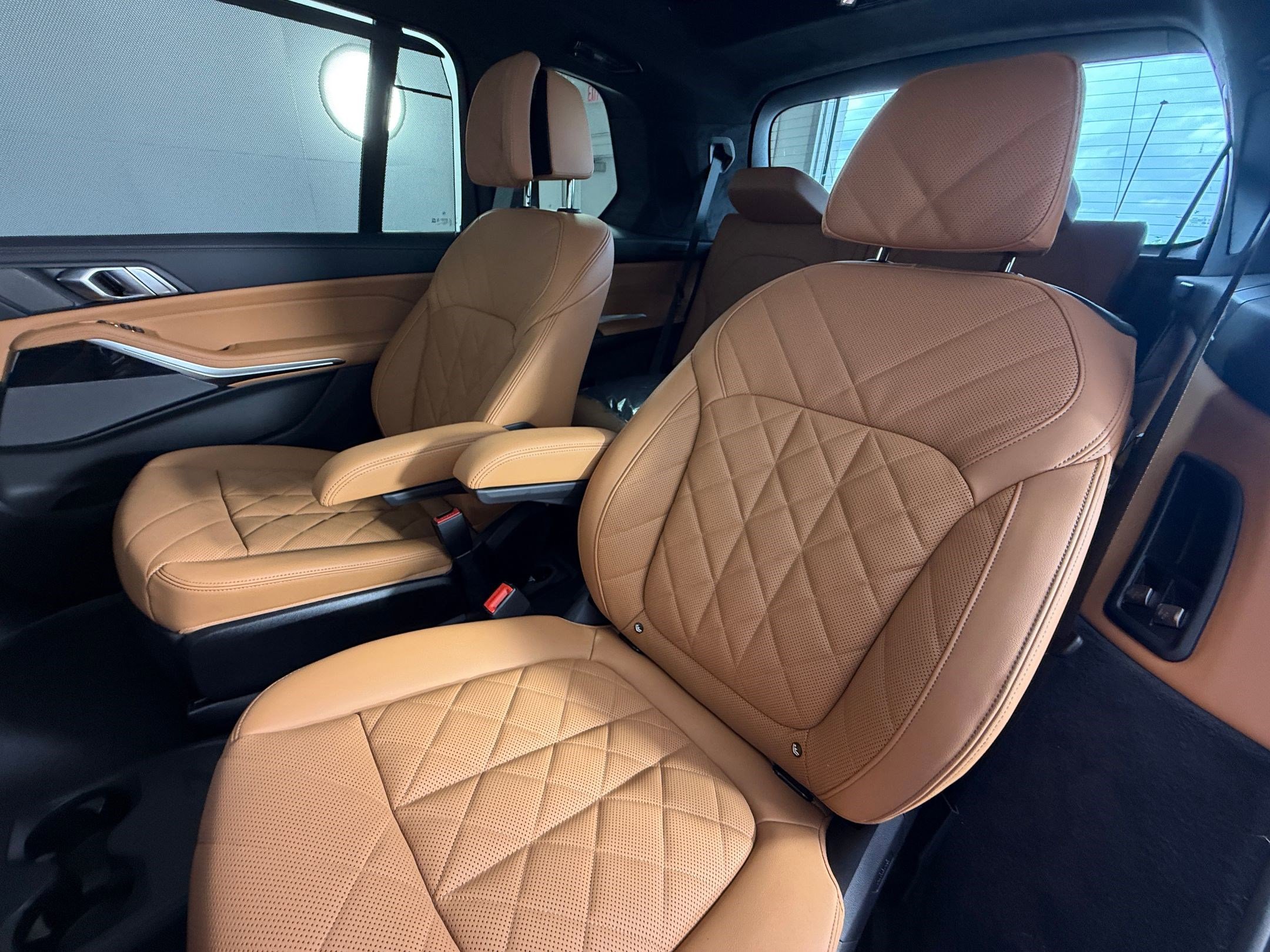New 2027 BMW X7 xDrive40i w/ M Sport Package AWD/4WD image 29