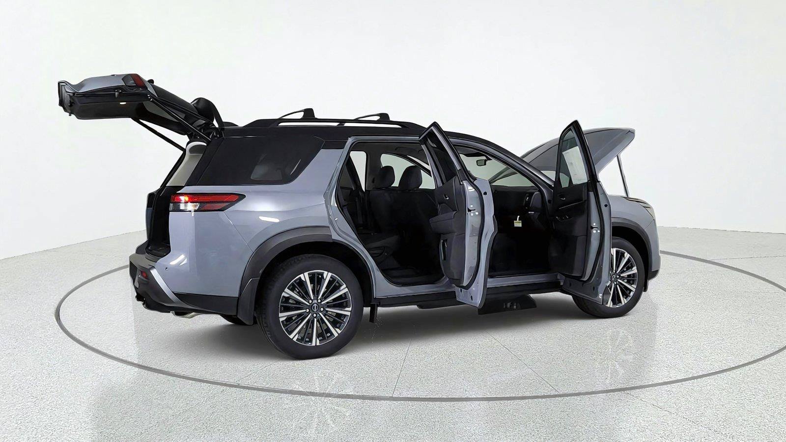 New 2026 Nissan Pathfinder Platinum AWD/4WD image 14