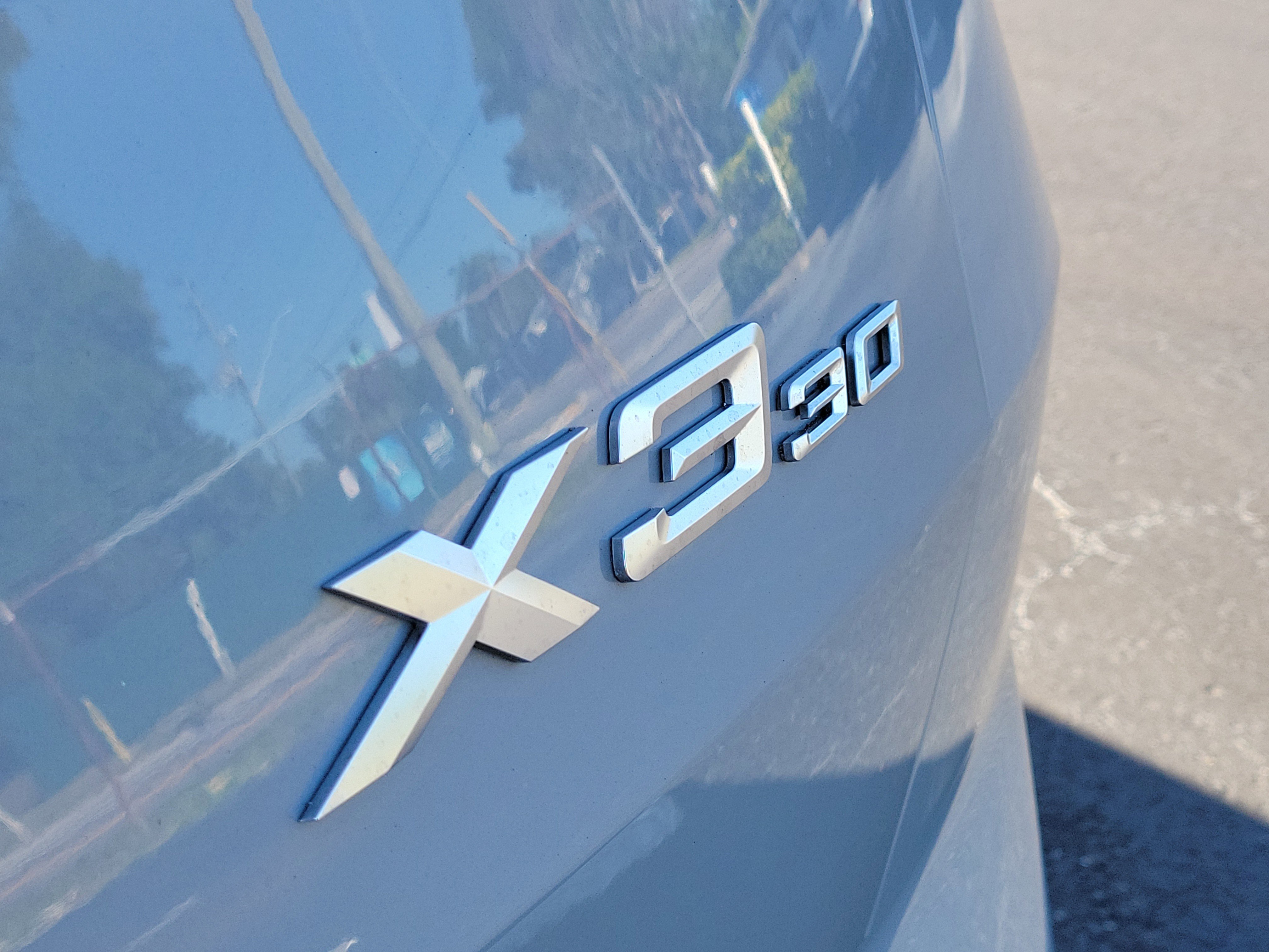 Used 2026 BMW X3 xDrive30 w/ Premium Package image 6