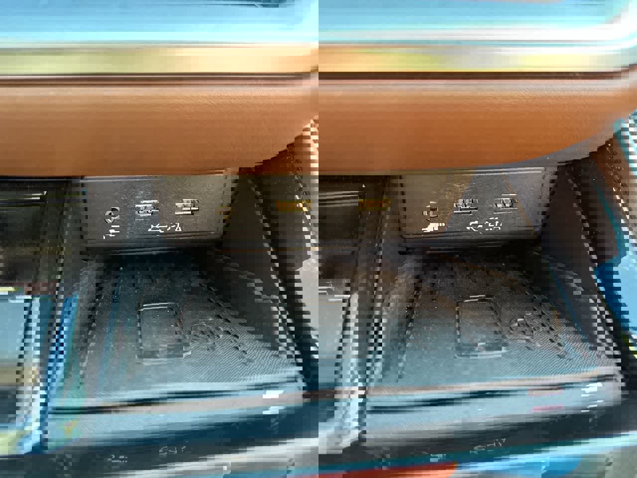 Used 2020 Subaru Outback Touring XT image 32