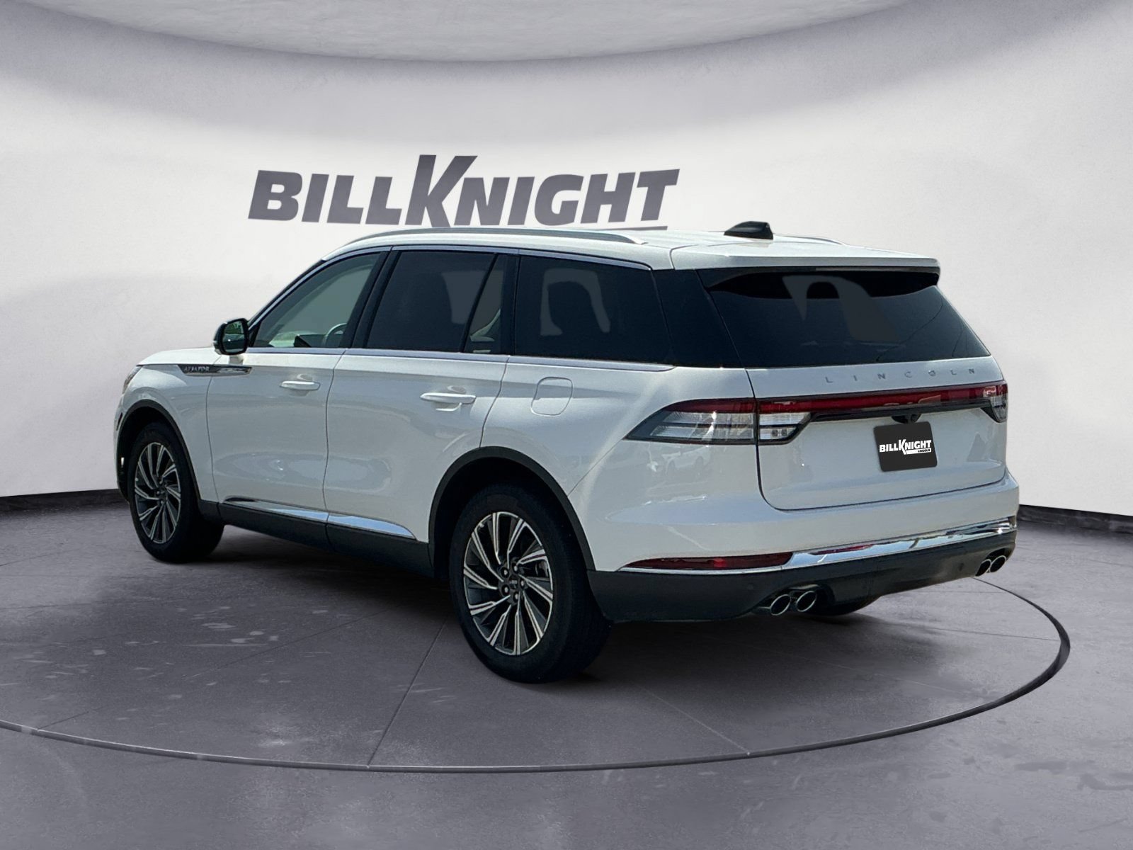 New 2026 Lincoln Aviator AWD image 4