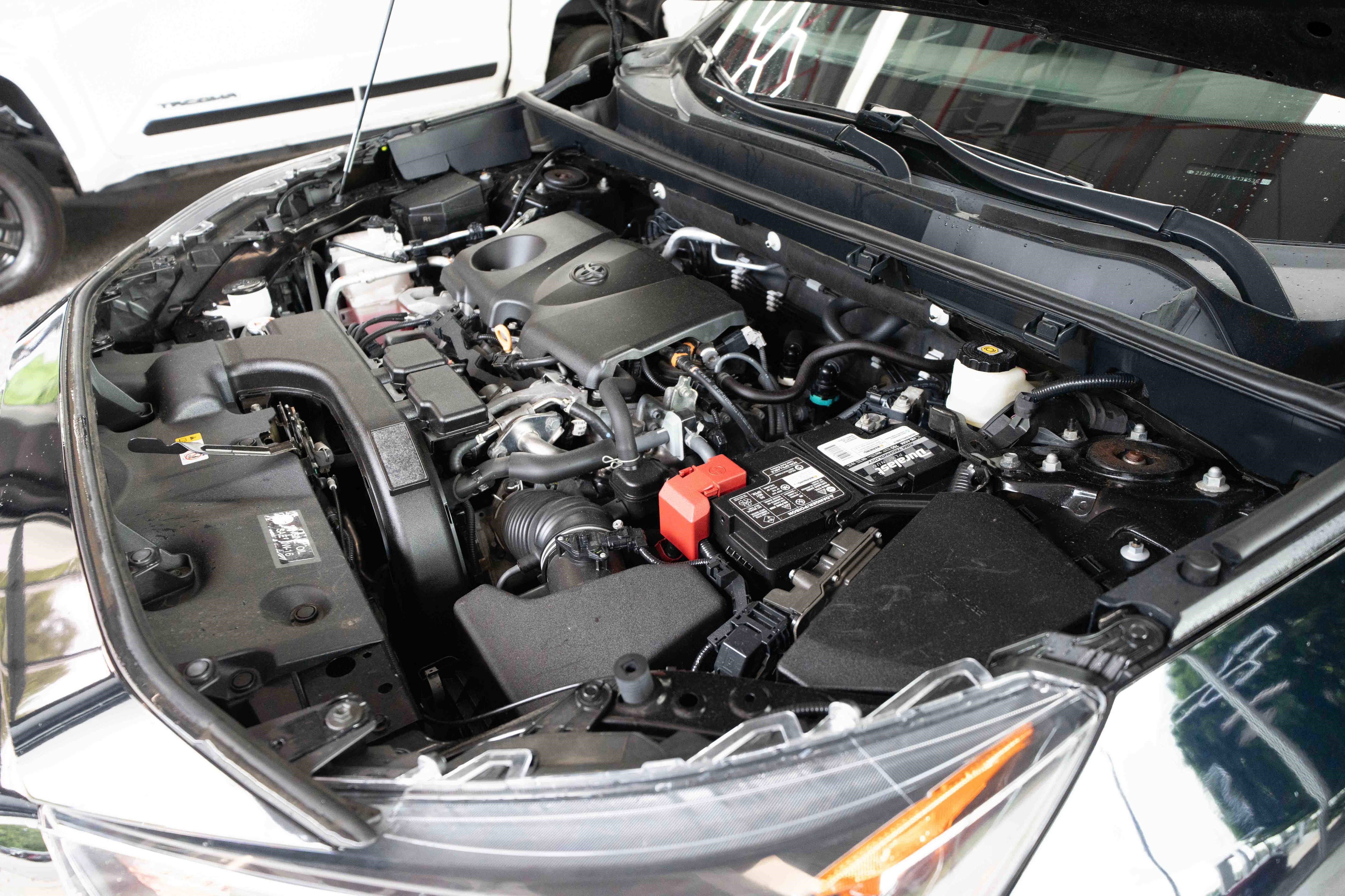 Used 2020 Toyota RAV4 XLE w/ Convenience Package AWD/4WD image 34