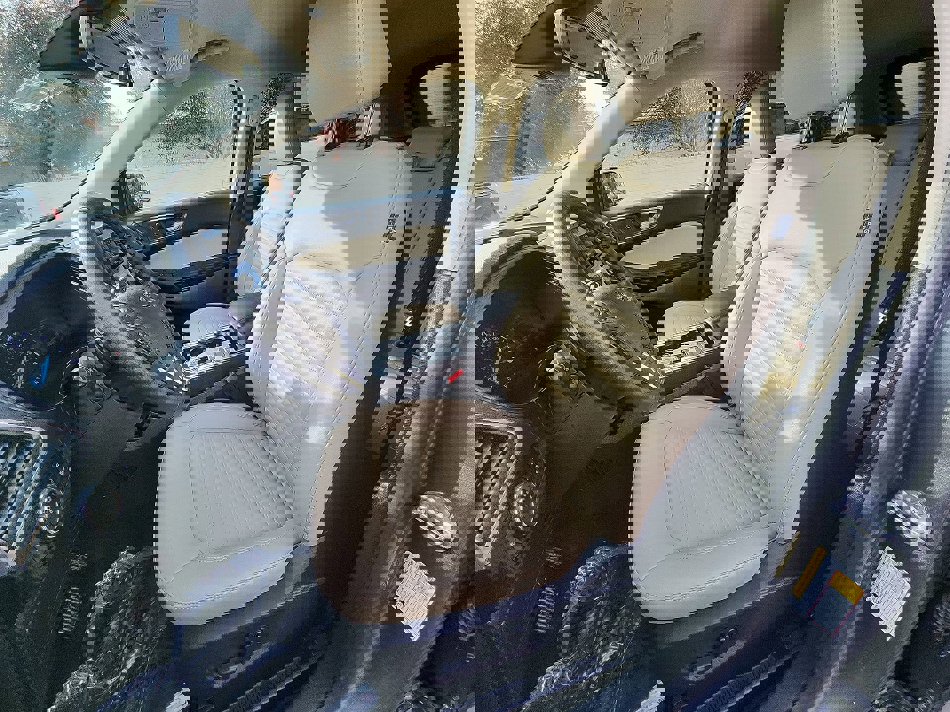 Used 2024 Ford Edge SEL w/ Convenience Package image 13