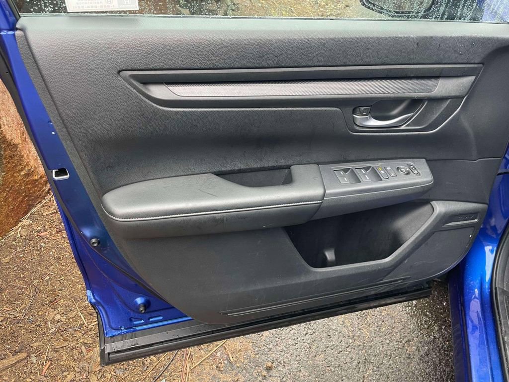 Used 2024 Honda CR-V EX image 15