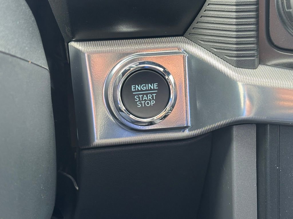 New 2025 Ford F150 Lariat w/ Equipment Group 502A High image 21