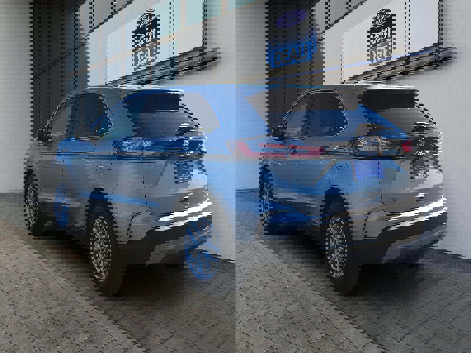 Certified 2024 Ford Edge SEL w/ Convenience Package image 5