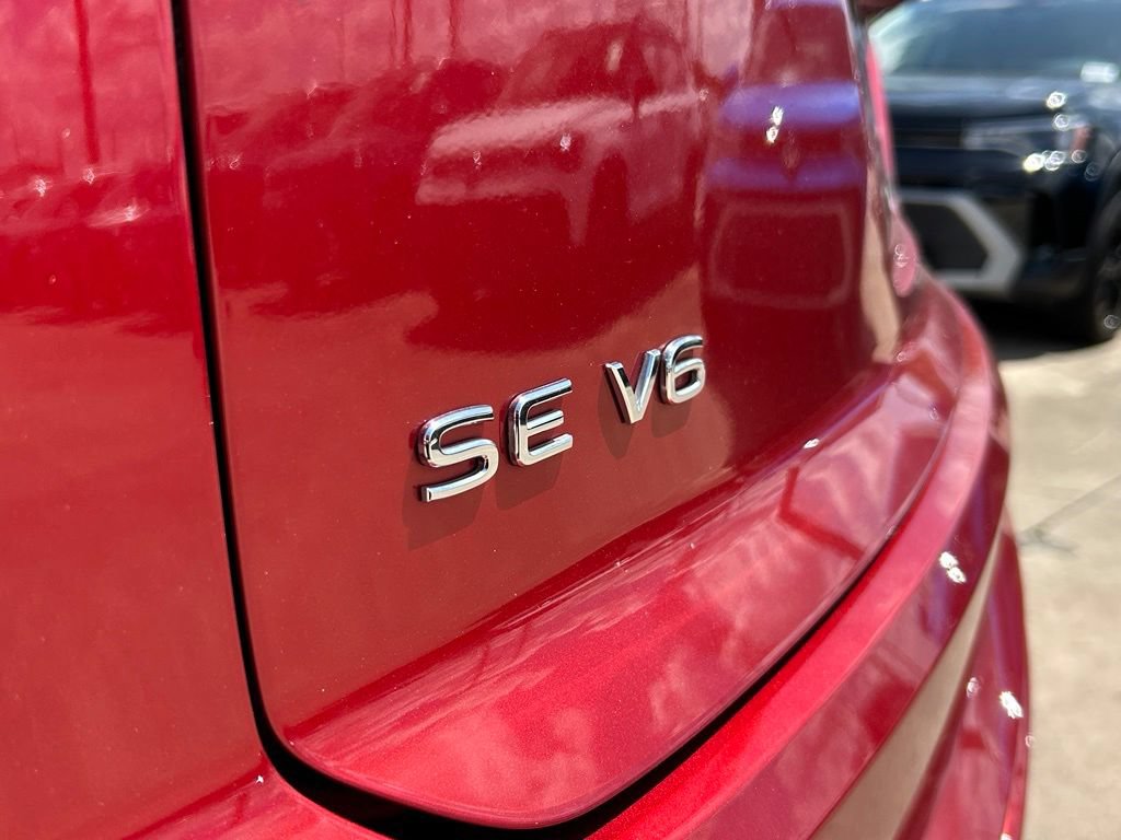 Certified 2021 Volkswagen Atlas Cross Sport SE AWD/4WD image 48