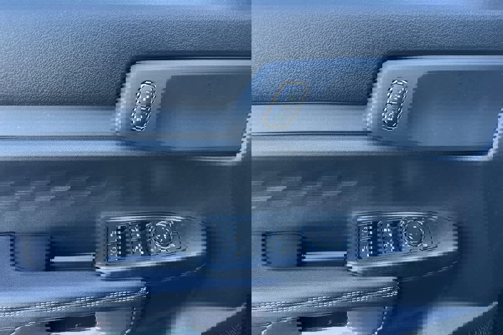 New 2025 Ford Ranger XLT w/ Equipment Group 301A High image 13