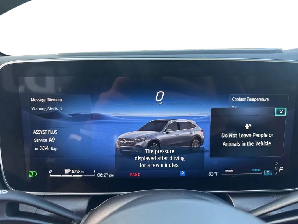 Used 2024 Mercedes-Benz GLC 300 4MATIC image 13