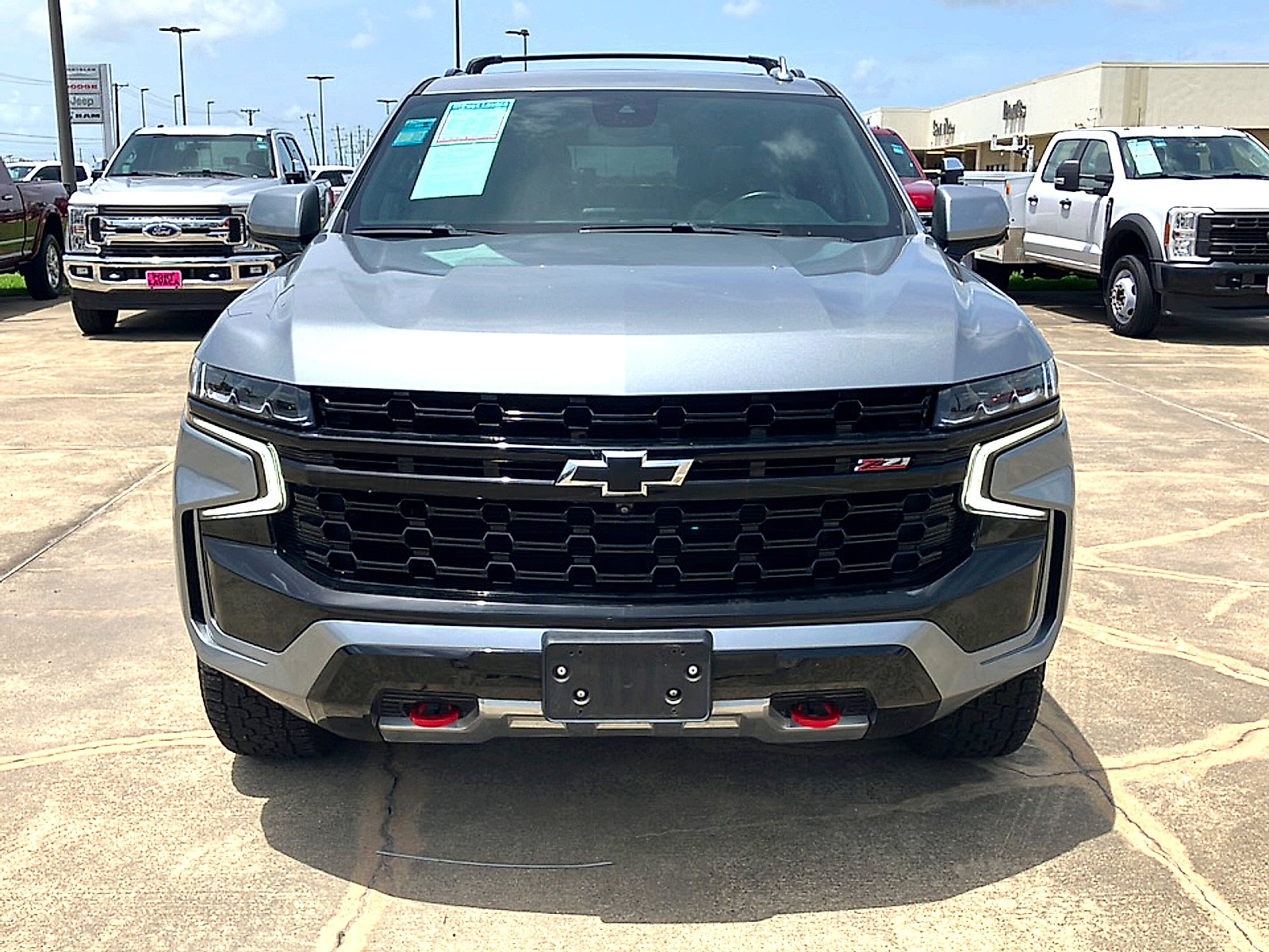 Used 2023 Chevrolet Tahoe Z71 w/ Z71 Off-Road Package AWD/4WD image 2