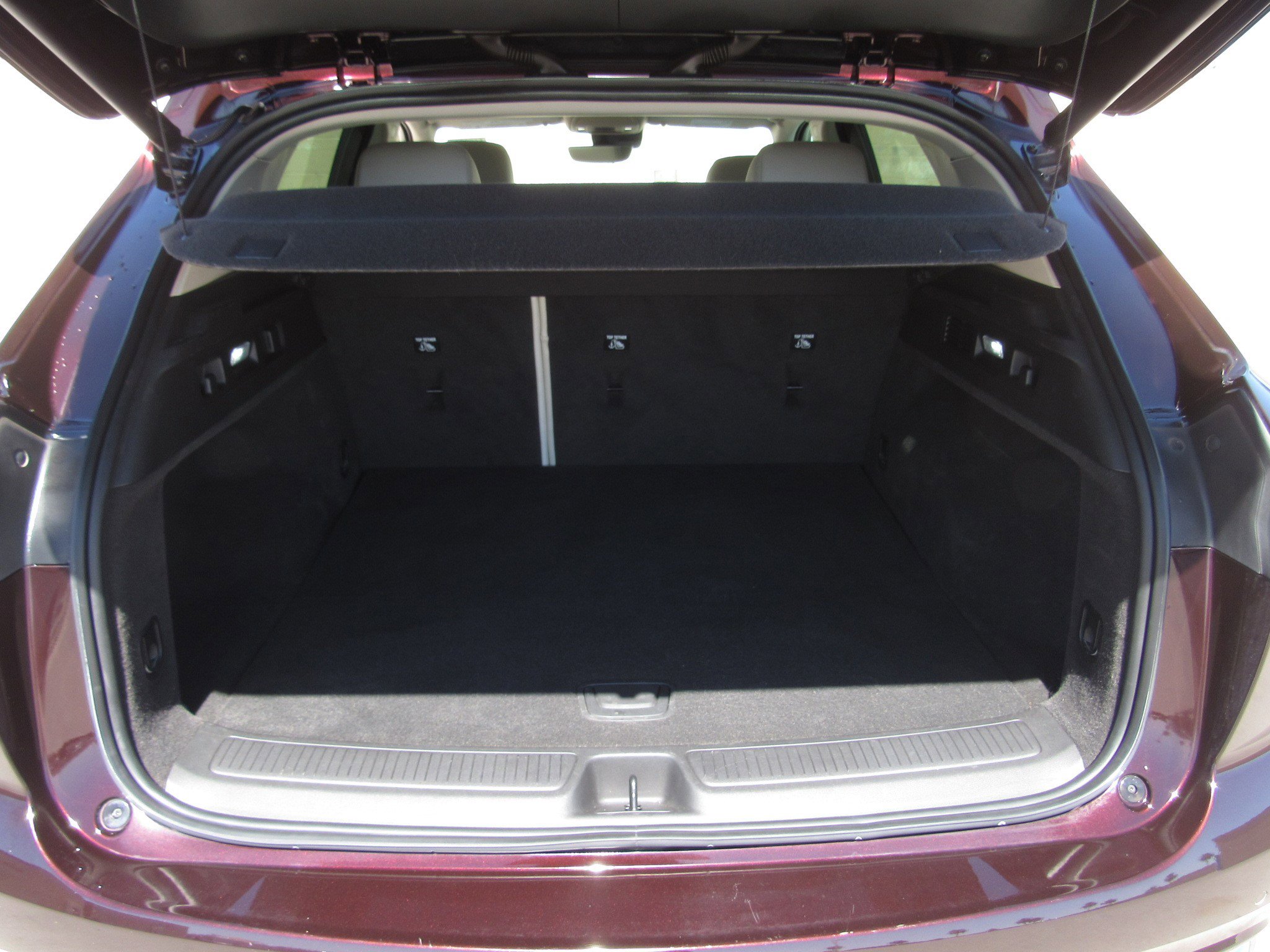 Used 2022 Buick Envision Avenir w/ Technology Package II image 12