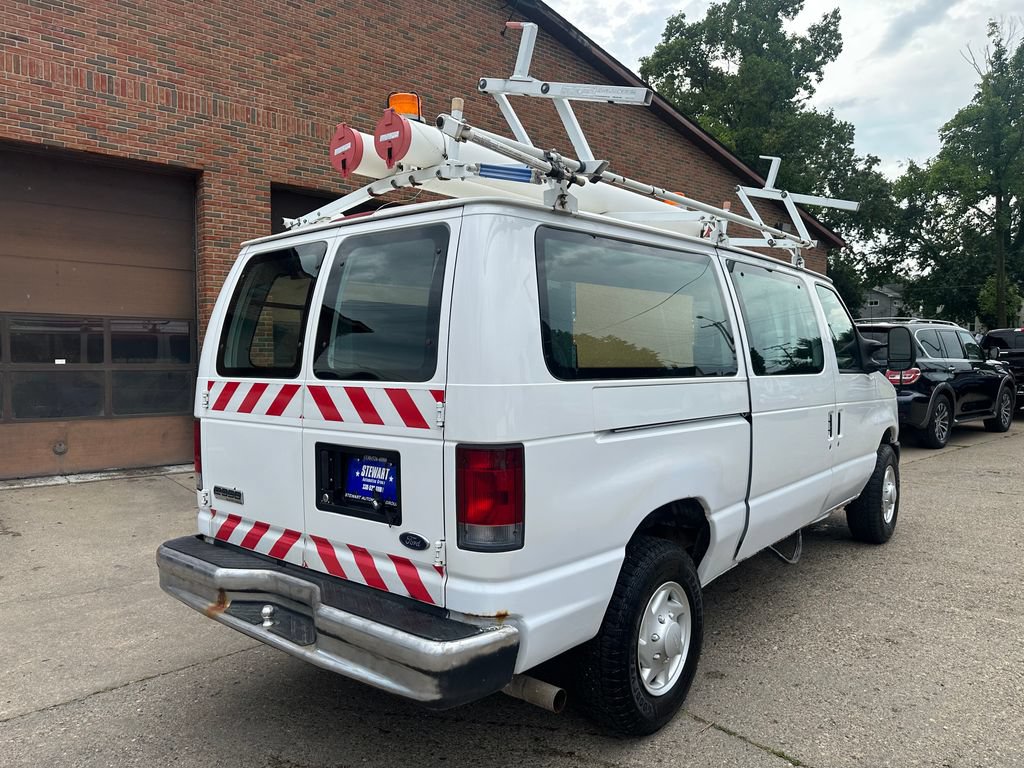 Used 2008 Ford E-350 and Econoline 350 Super Duty RWD image 5