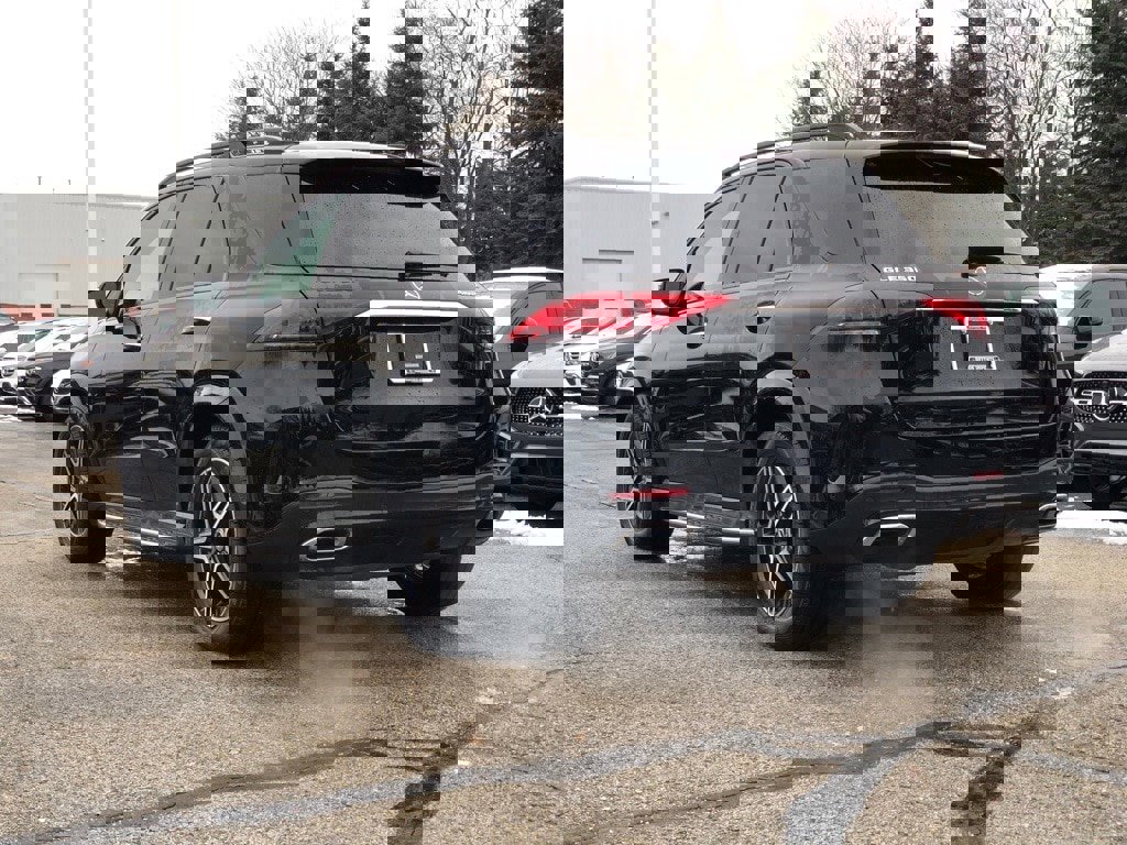 Used 2022 Mercedes-Benz GLE 350 GLE 350 w/ AMG Line Exterior image 4