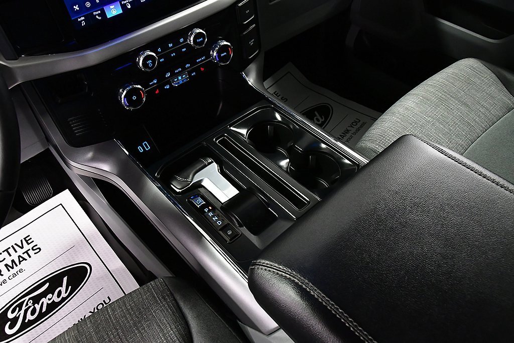 Used 2023 Ford F150 Lightning XLT image 25