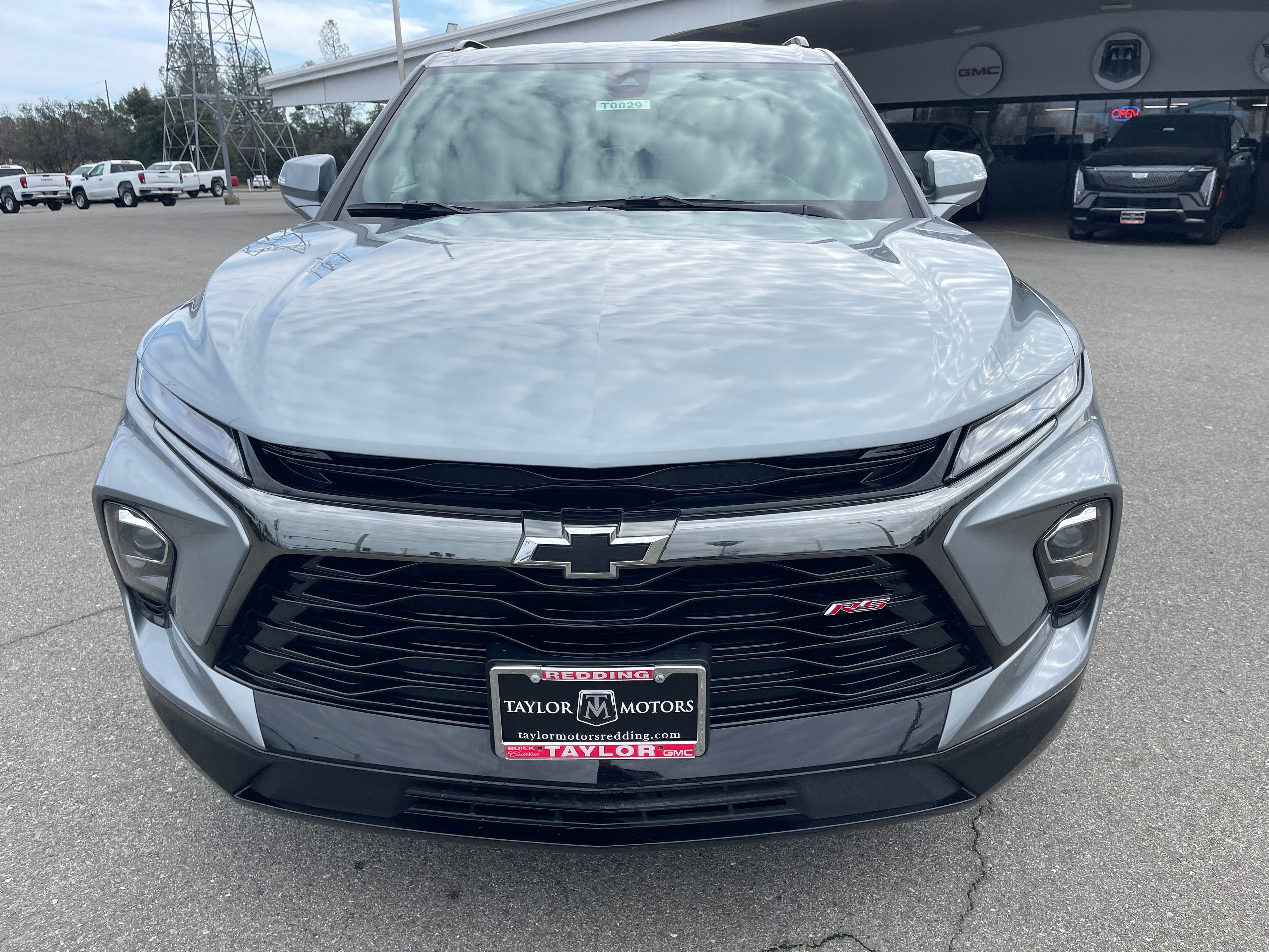 Used 2025 Chevrolet Blazer RS AWD/4WD image 2
