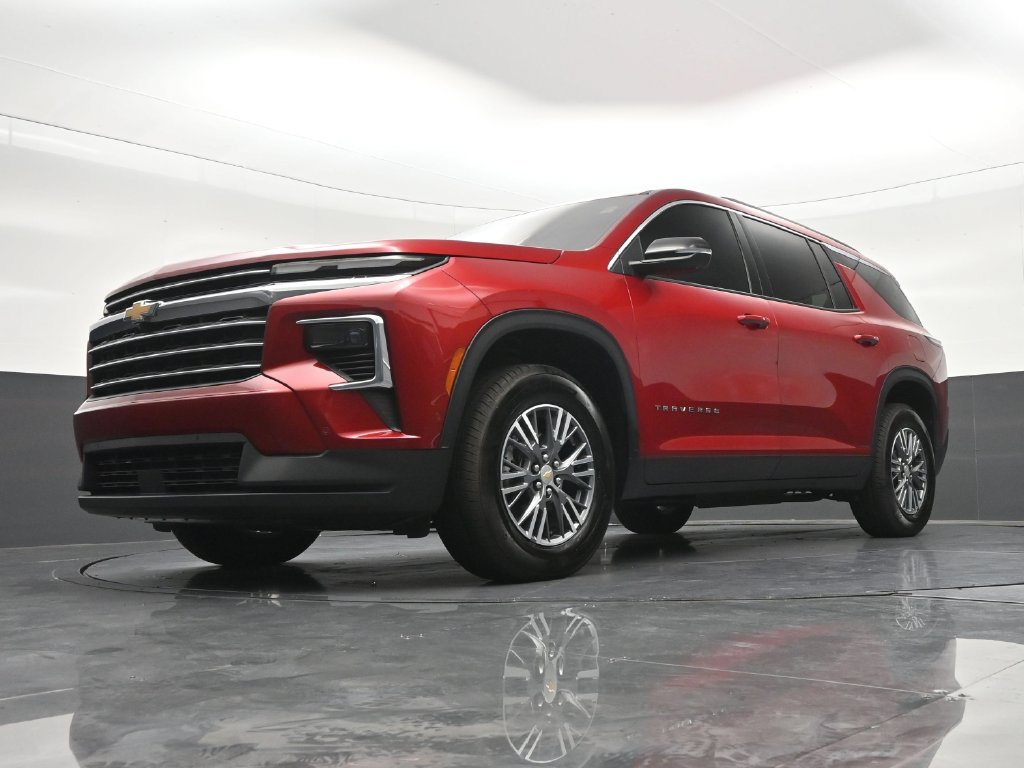 Used 2024 Chevrolet Traverse LT w/ Enhanced Driving Package FWD image 26