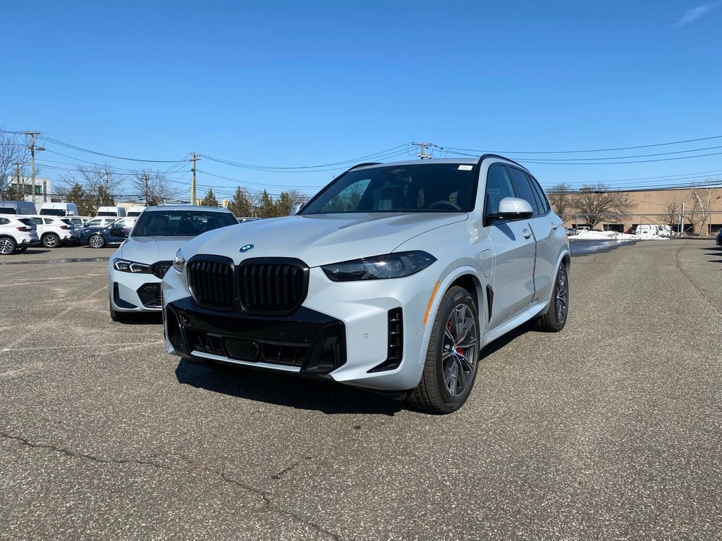 New 2026 BMW X5 xDrive50e w/ Executive Package AWD/4WD image 1
