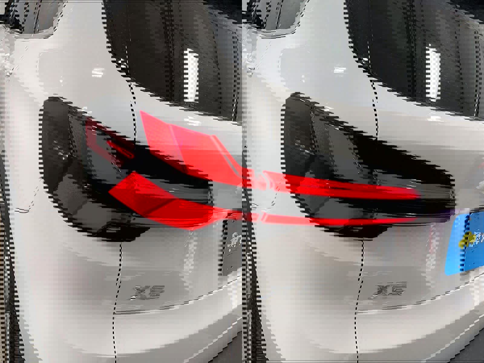 Used 2025 BMW X5 xDrive50e image 34