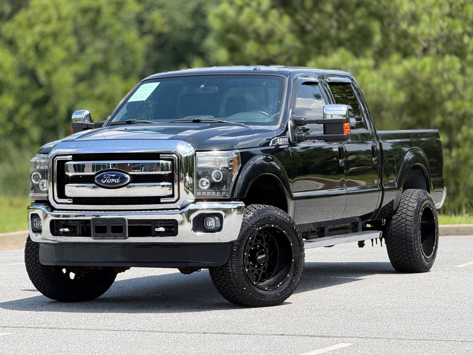 Used 2016 Ford F250 Lariat w/ Chrome Package AWD/4WD image 8