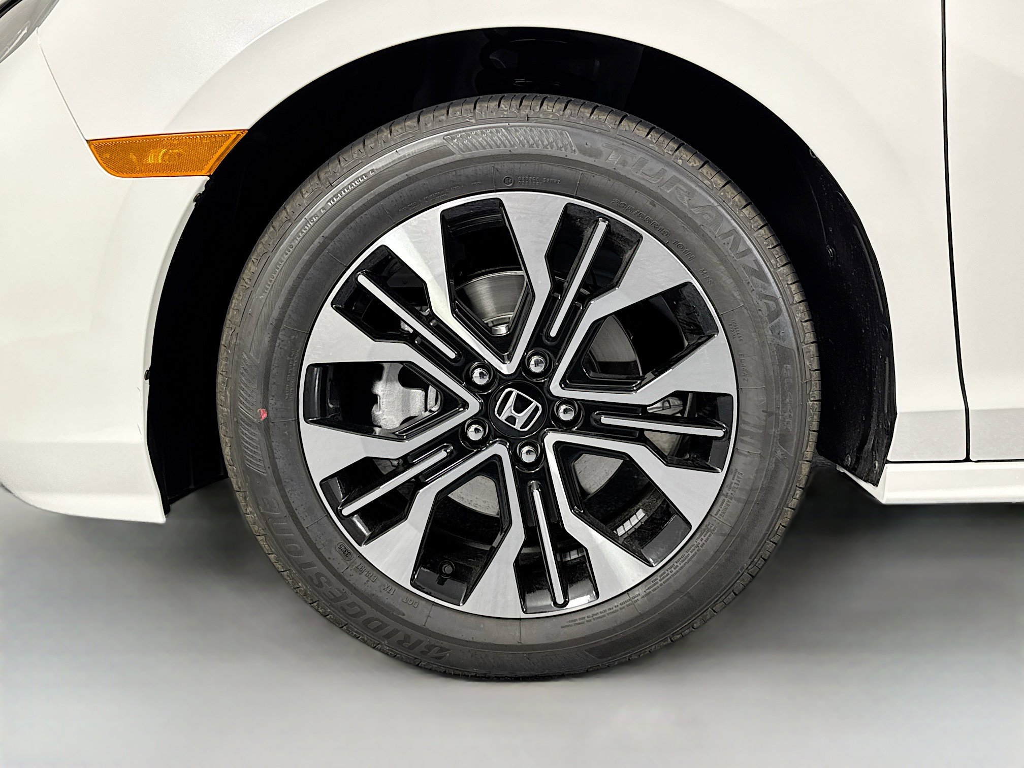 New 2026 Honda Odyssey Elite image 35