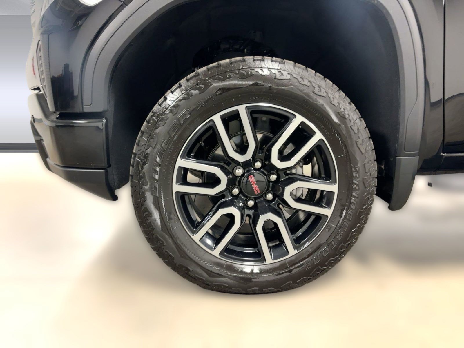 Used 2026 GMC Sierra 1500 AT4 w/ AT4 Premium Package image 10