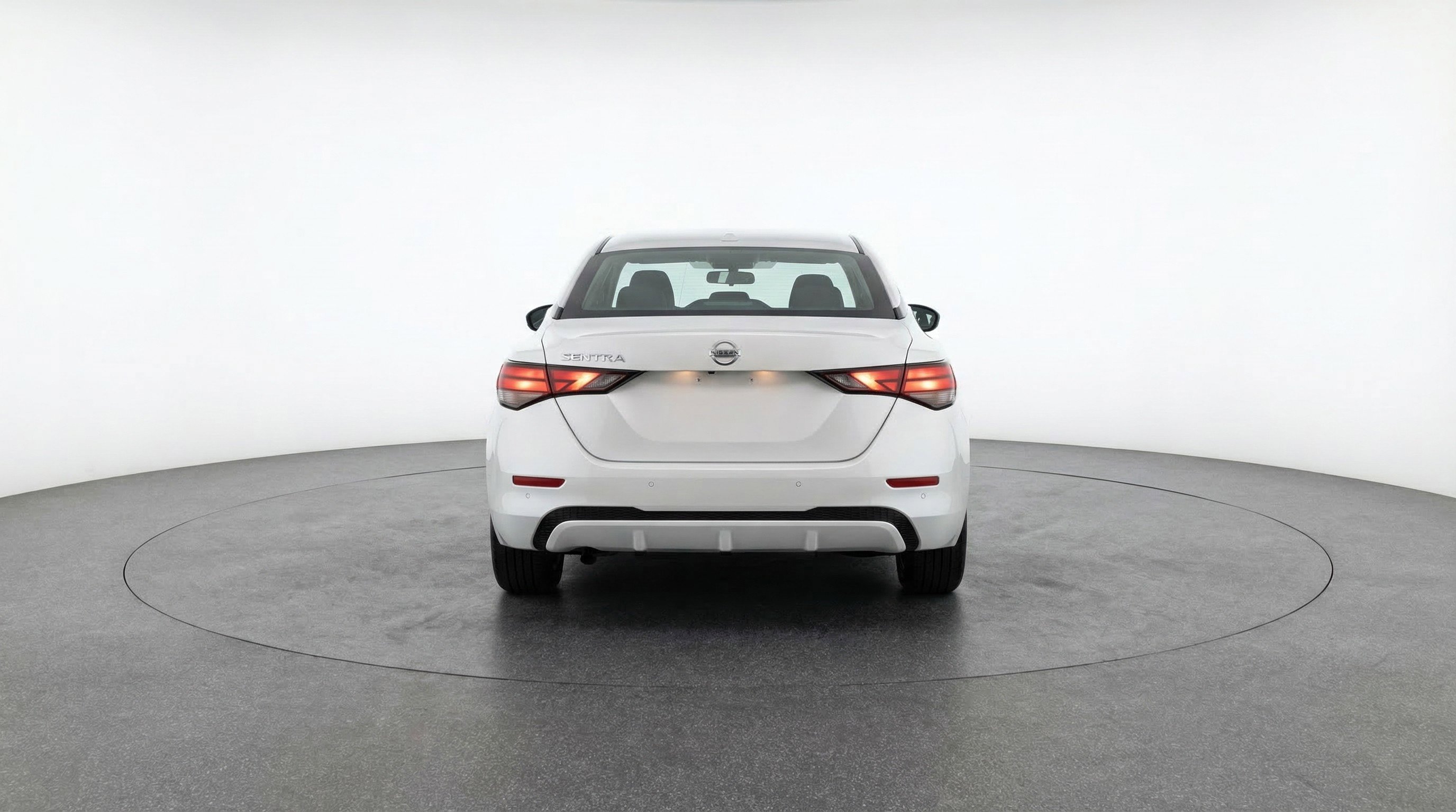 Used 2025 Nissan Sentra SV image 7