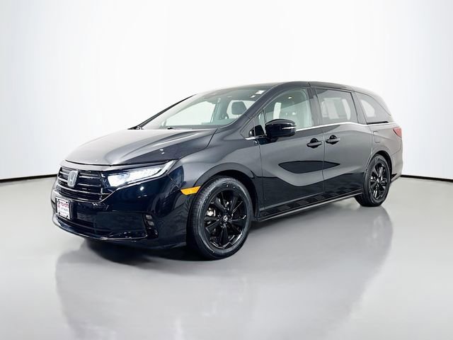 Used 2024 Honda Odyssey Sport image 2