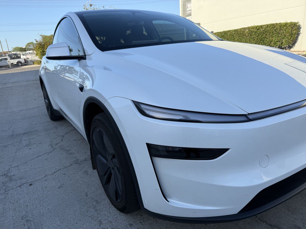 Used 2026 Tesla Model Y Long Range RWD image 7