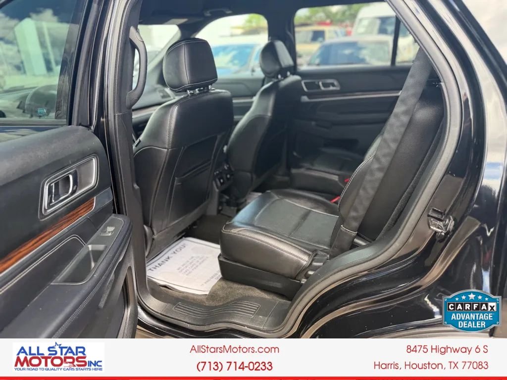 Used 2017 Ford Explorer Limited w/ Equipment Group 301A FWD image 8