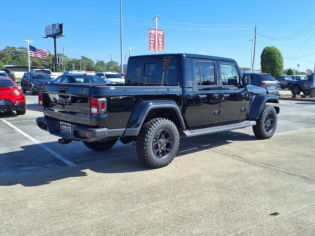 New 2026 Jeep Gladiator Sport S AWD/4WD image 4