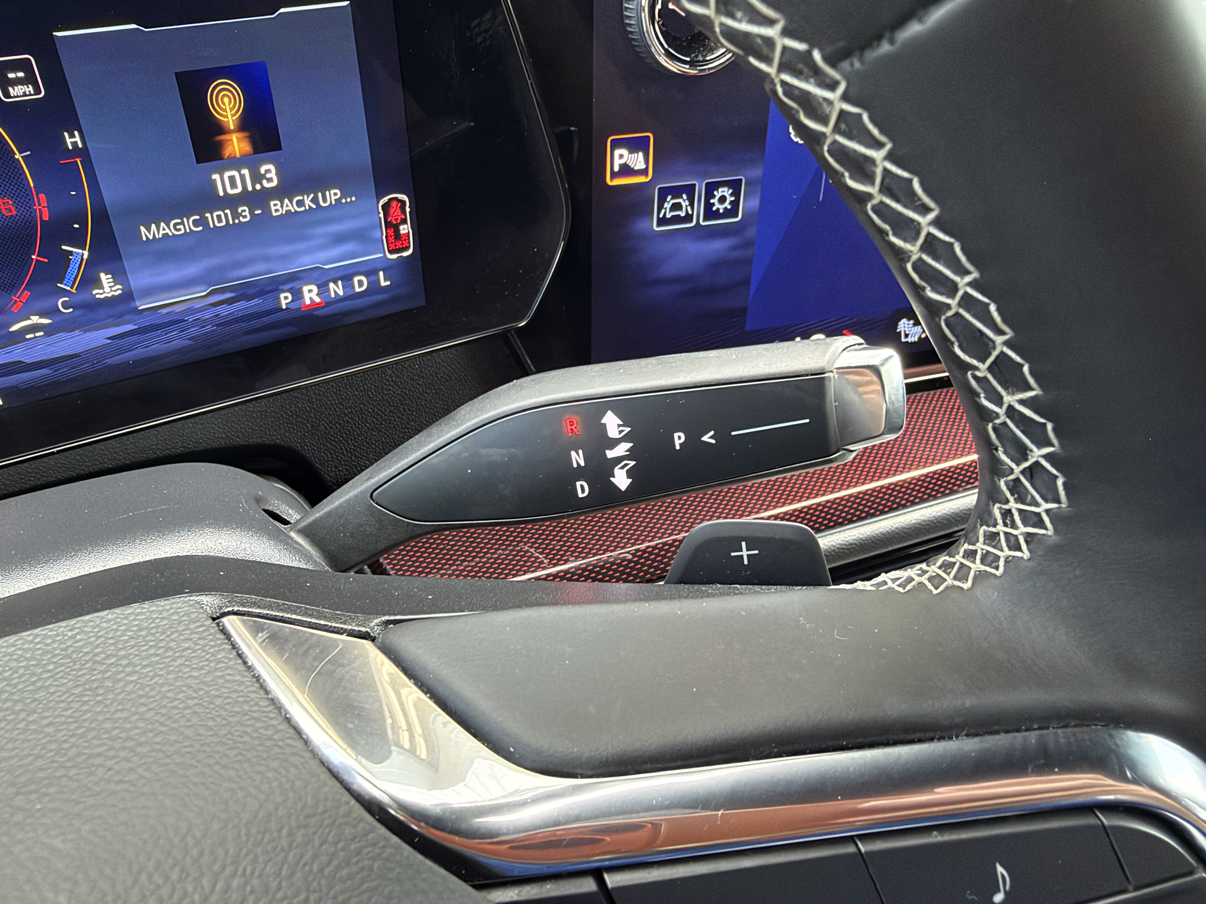 Used 2024 Chevrolet Traverse Z71 AWD/4WD image 18