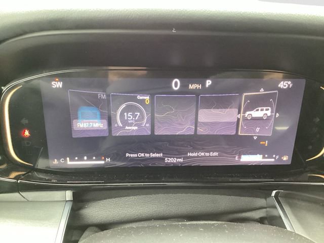 Certified 2024 Jeep Wagoneer Series II w/ Convenience Group I image 11